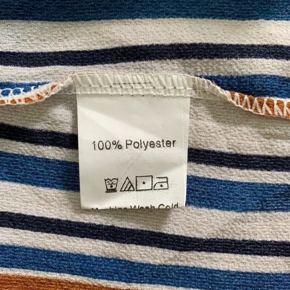 Long Sleeve Striped Deep V-Neck Tie Front Crop Top - Picture 7 of 11